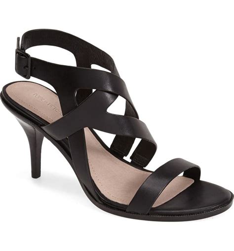 pour la victoire sandal